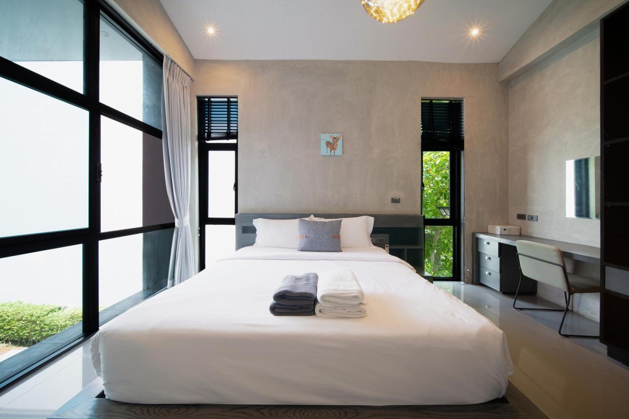 Vila Laguna 3卧现代别墅 Thalang